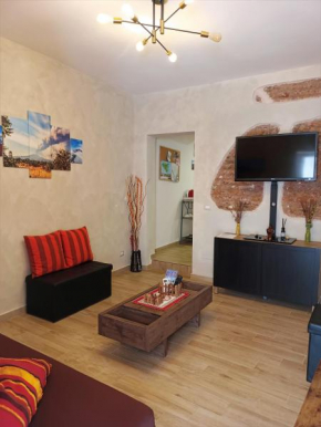 EtnaCiTy Guest House Apartment